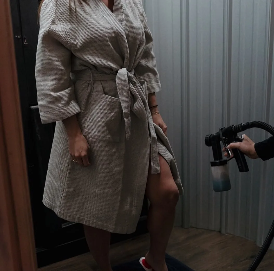 Spray tan application